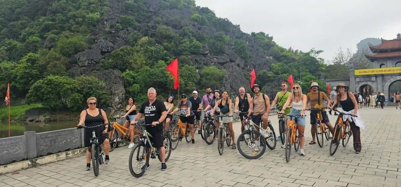 Hanoi: Ninh Binh, Bai Dinh/Hoa Lu, Trang An, & Mua Cave Tour - Guides, Pacing, and Small Fixes That Save the Day