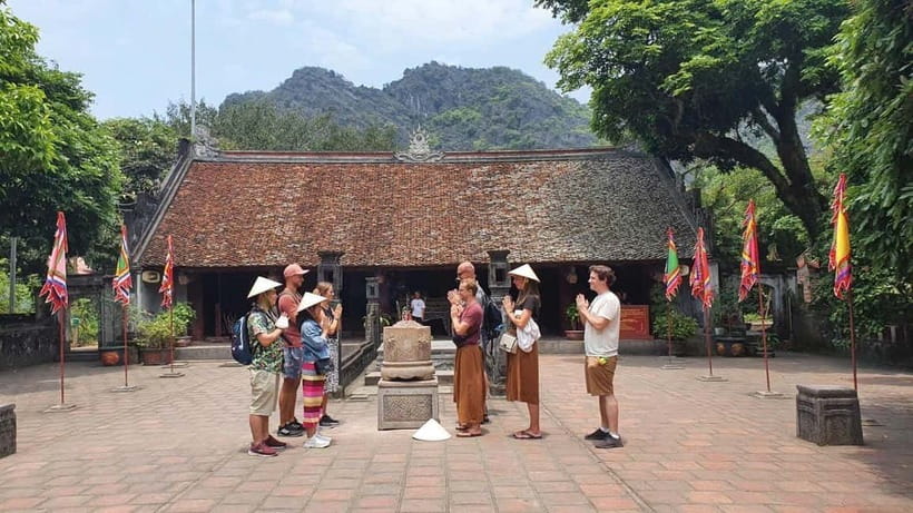 Hanoi/Ninh Binh: Tam Coc, Hoa Lu & Mua Caves Full-Day Trip - What to bring (and how to dress) for temples, bikes, and 500 steps