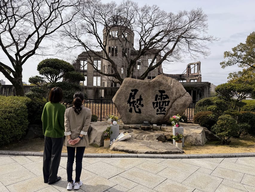 Hiroshima: Hiroshima and Miyajima UNESCO Sites 1-Day Tour - Peace Memorial Museum with free time: how to use that hour well