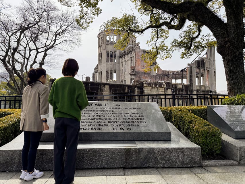 Hiroshima: Hiroshima and Miyajima UNESCO Sites 1-Day Tour - Hiroshima-style okonomiyaki lunch: what’s included, and what to request