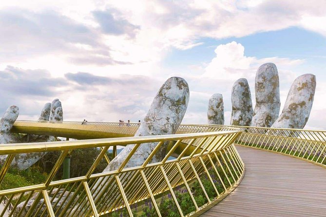 Hoi An/ Da Nang - Ba Na Hills - Golden Bridge Deluxe Small group - Guide impact: small group flow and the Mr. Bean effect