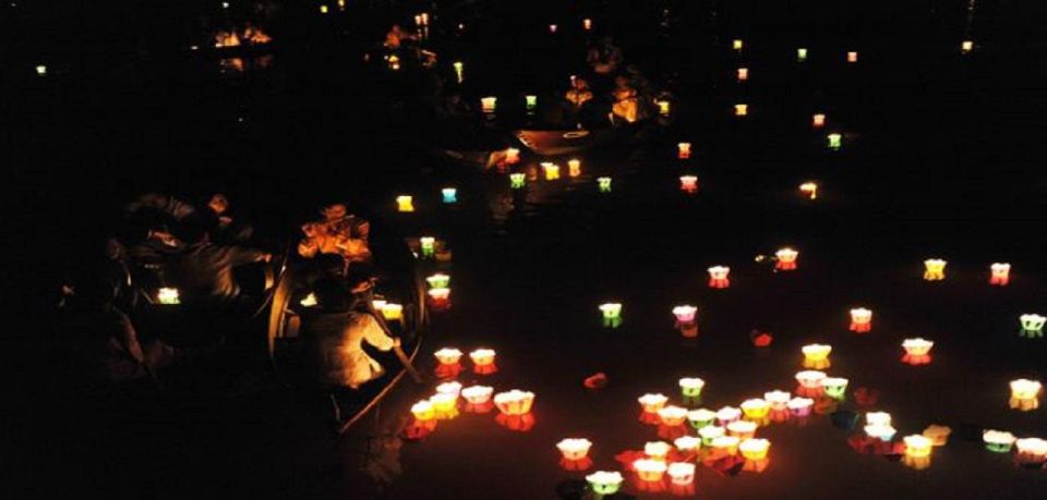 Hoi An : Hoai River Boat Trip by Night and Floating Lantern - Hoi An Night From the Water: The Feeling You’re Paying For