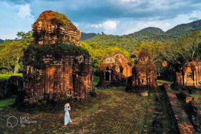 Hoi An: My Son Sanctuary Early Morning w. Champa Food Brunch - Getting from Hoi An to My Son by van (and coffee that helps)