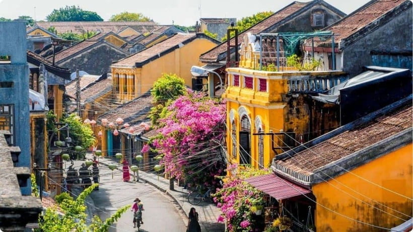 Hoi An: River Lantern Boat Experience with Free 5G eSIM - Who should book this and who might skip it