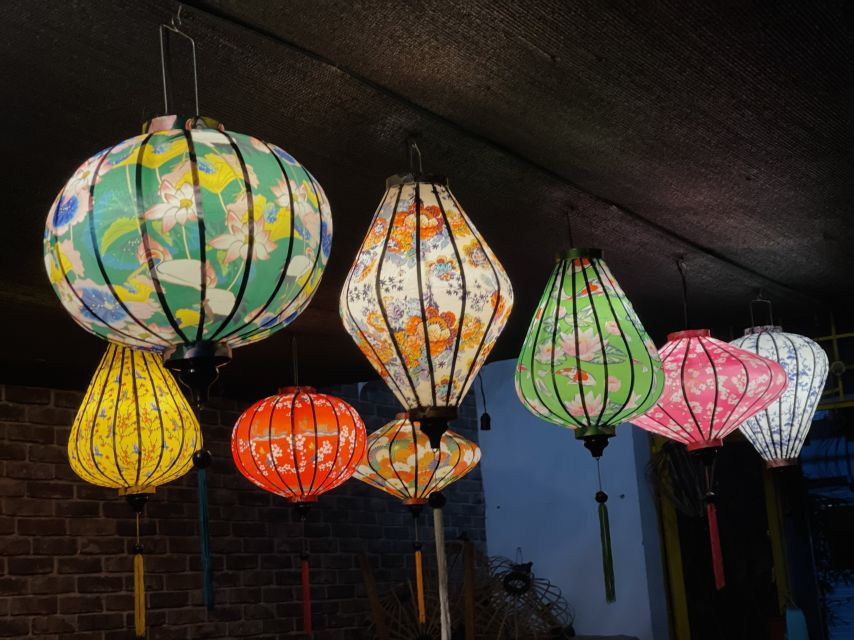 Hoi An: Vietnamese Foldable Lantern Making Class - Tea, music, and lantern stories before you touch materials