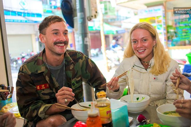 [HOT] Hanoi Old Quarter Walking Street Food - Small Group Tour - Train Street: thrilling in the best, slightly chaotic way