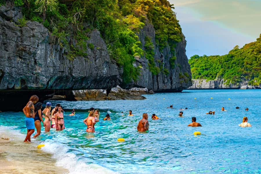 Koh Samui: Mu Ko Ang Thong Park Cruise with Kayaking Option - Food and dietary options: a real win for a group day