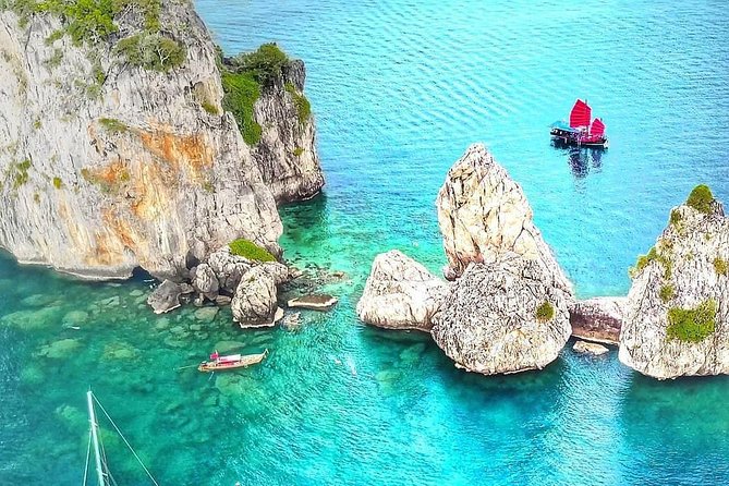 Krabi 4 Island Sunset Snorkeling Cruise + Bioluminescent Swim - Stop 3: Poda Island, sunset timing, and dinner on the move