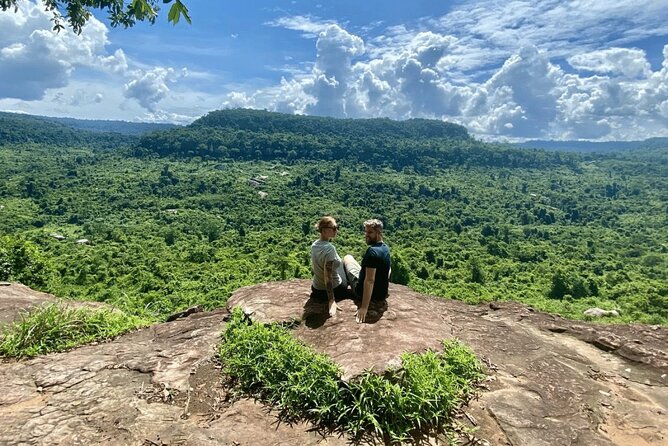Kulen Waterfall Join-in Tour (local Picnic lunch) - Stop 1: Phnom Kulen National Park for jungle trails and panoramic viewpoints