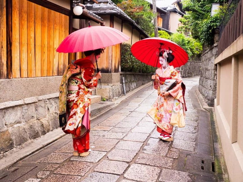 Kyoto Geisha Walking Tour: Gion District & Hidden Gems - Kennin-ji Temple serenity: oldest Zen in Kyoto
