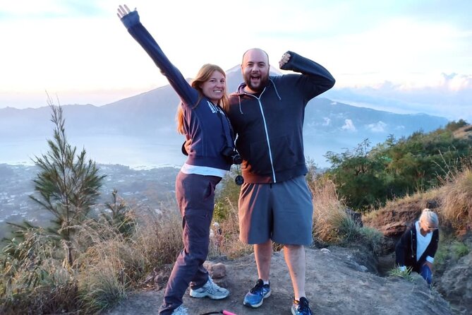 Mount Batur Sunrise Hike and Natural Hot Spring Option - Practical Advice: What to Wear and How to Protect Your Knees and Ankles