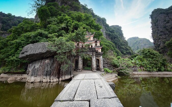 Ninh Binh Day Trip: Hoa Lu-Trang An/Tam Coc-Mua Cave-Cycling-Boat - Key Highlights That Matter