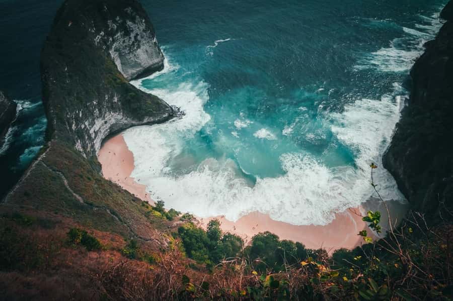 Nusa Penida: Private Car Hire with Driver - Packing for Penida: what to bring for beaches, viewpoints, and weather shifts