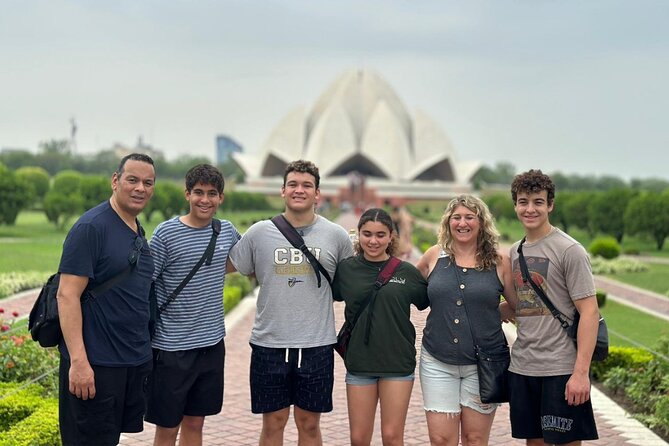 Old & New Delhi Full or Half Day Sightseeing Tour - Jama Masjid: Red Sandstone Courtyard Time