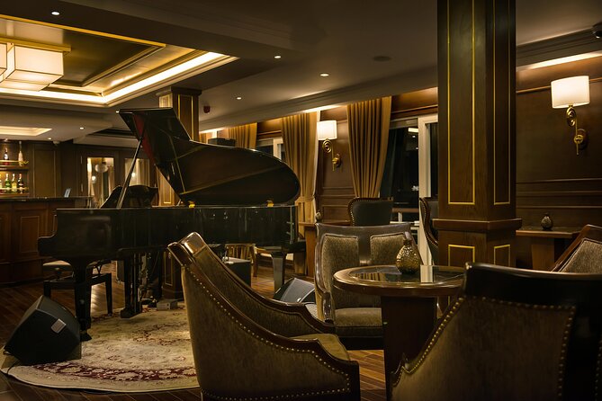 Paradise Elegance Cruise 2 days 1 night Halong Bay Tour - Sung Sot Cave (7:45–8:45): the signature sight and what to expect