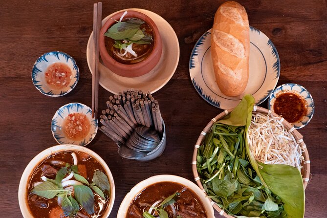 Private Street Food Motorbike Tour in Ho Chi Minh City - The drinks and pacing: how they keep it from turning into a food blur