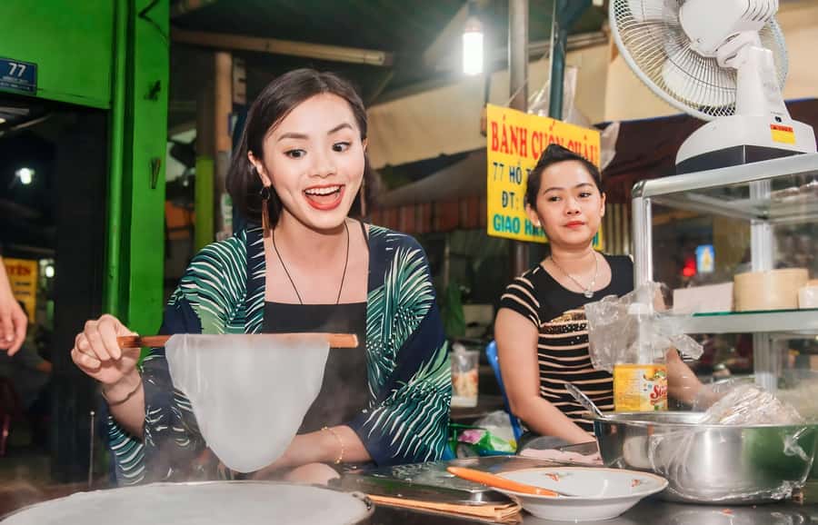 Saigon: Street Food Tasting & Sightseeing Tour by Motorbike - Drink and dessert timing: how to finish strong without suffering