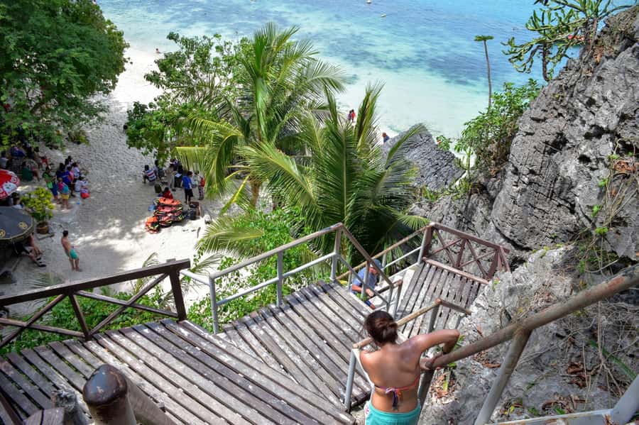 Samui: Angthong Marine Park Boat Tour w/ Transfer and Meals - Wua Ta Lap: beach time, swimming, and the snorkel reality check
