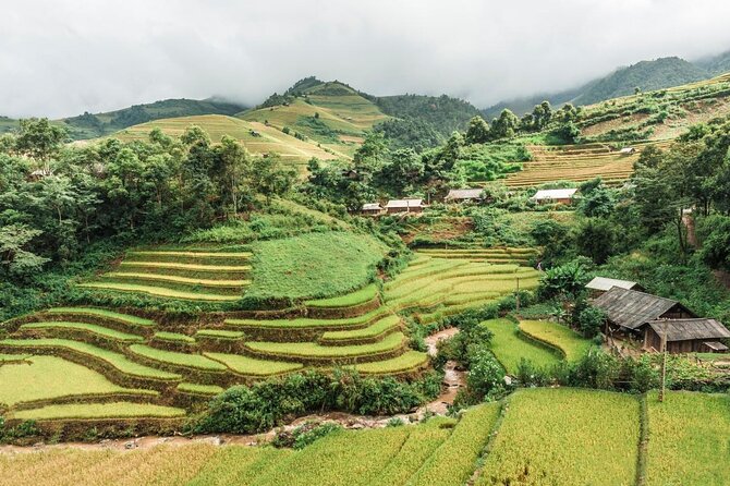 Sapa 2 Days 1 Night From Hanoi - Overnight in Ta Van Village - Hanoi to Sapa: pickup times, comfort breaks, and how to survive the ride