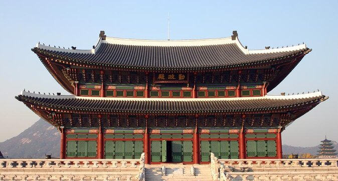 Seoul: Gyeongbok Palace, Bukchon Village, and Gwangjang Tour - Key highlights worth putting on your radar
