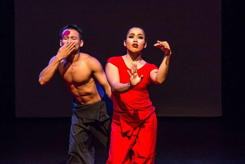 Siem Reap: Phare, the Cambodian Circus Show Tickets - Practical tips for a comfortable night: heat, photos, and mosquito season