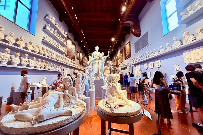 Skip the line: Uffizi and Accademia Small Group Walking Tour - Piazza del Duomo Walk: Learn the Complex Without Going Inside