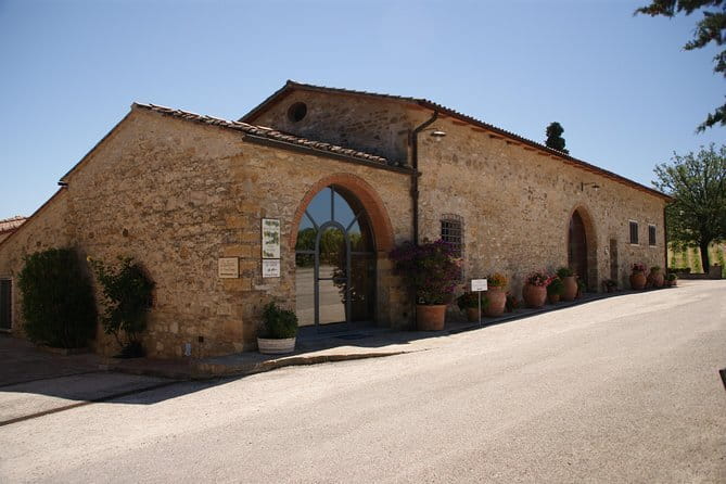 Small-Group Wine Tasting Experience in the Tuscan Countryside - Getting Out of Florence: Piazzale Montelungo to the Tuscan Hills