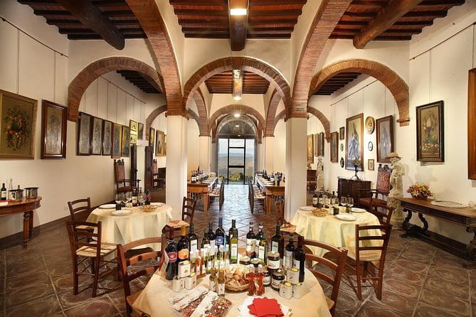 Small-Group Wine Tasting Experience in the Tuscan Countryside - Second Chianti Estate: Comparing Styles with Cheese, Salami, Cured Ham, and Bruschetta