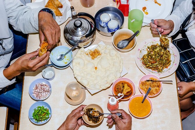 Southern Flavors Phuket Food Tour with 15+ Tastings - What to eat before (and how to pace yourself)