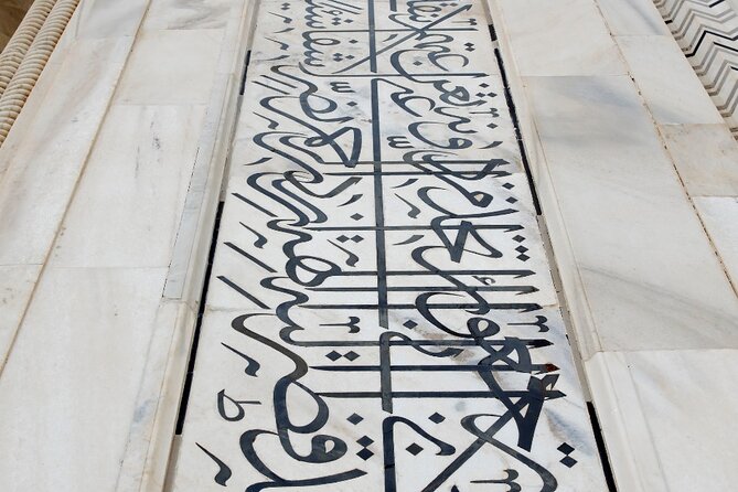 Taj Mahal Tour from Delhi by Express Train (Viator Award Winner) - Agra arrival and the moment you meet your guide
