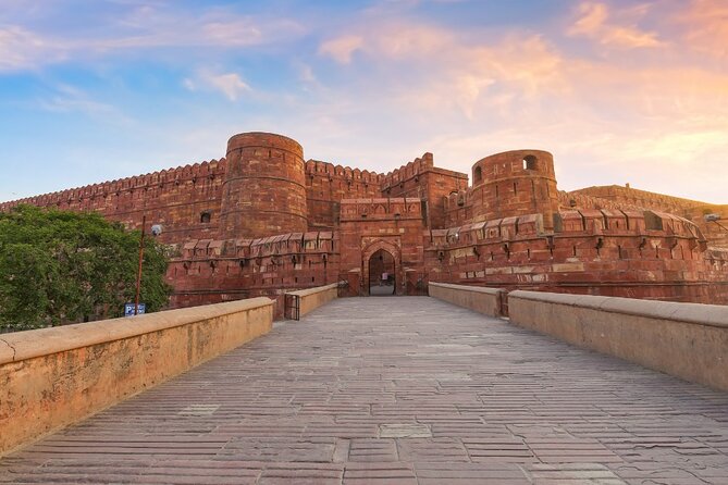 Taj Mahal Tour from Delhi by Express Train (Viator Award Winner) - Nizamuddin to Agra: getting seated without the stress spiral