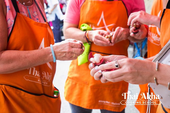 Thai and Akha Cooking Class in Chiang Mai - Morning Market Tour: More Than a Quick Photo Stop