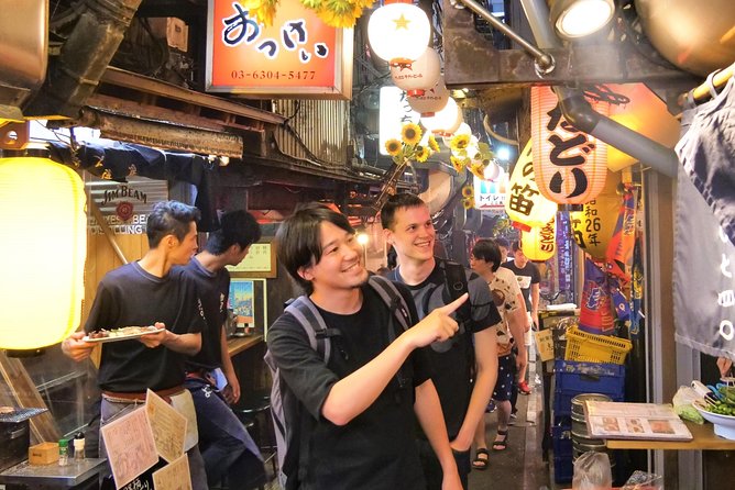 Tokyo Bar Hopping Tour in Shinjuku (All-You-Can-Drink + Dinner) - Where Godzilla Fits In: Easy Landmark Navigation