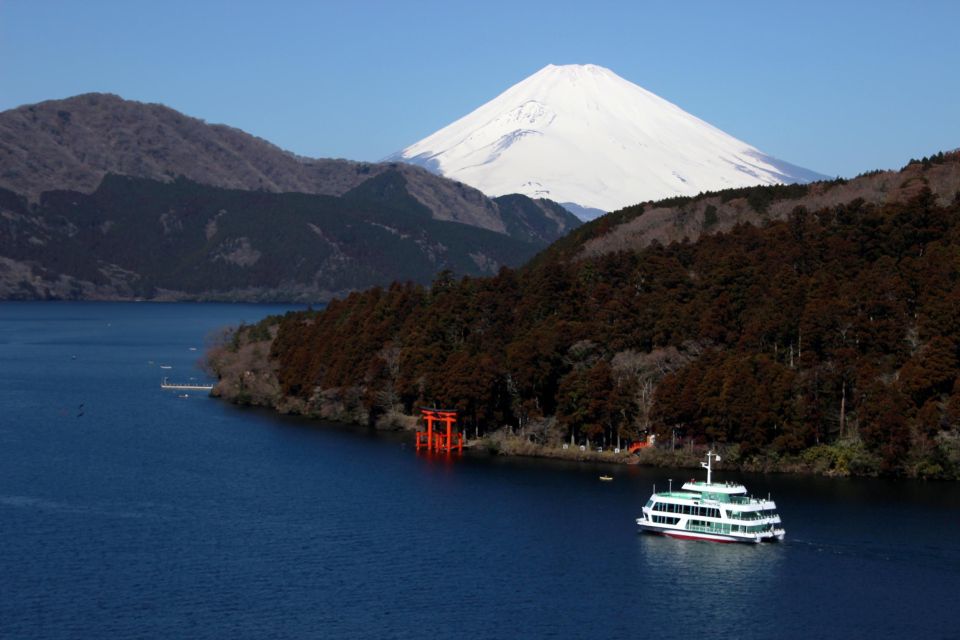 Tokyo: Mt. Fuji 5th Station & Hakone Cruise 1-Day Bus Tour - Lake Ashi Cruise and the Floating Torii Gate