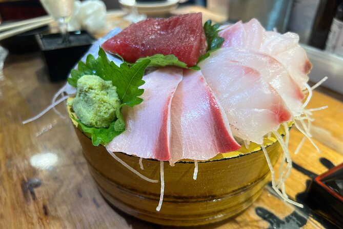 Tokyo: Shinjuku Food Tour (13 Dishes at 4 Local Eateries) - Drinks Included: Two Chances to Choose Your Style