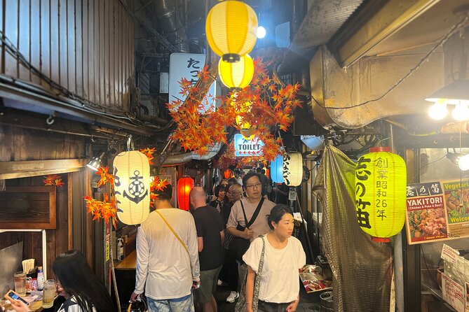 Tokyo: Shinjuku Food Tour (13 Dishes at 4 Local Eateries) - Pacing and Group Size: The Difference Between Fun and Fatigue