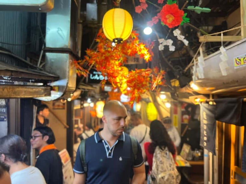 Tokyo: Shinjuku Food Tour (15 Dishes and 4 Eateries) - Golden Gai: how to read a micro-bar district without feeling lost