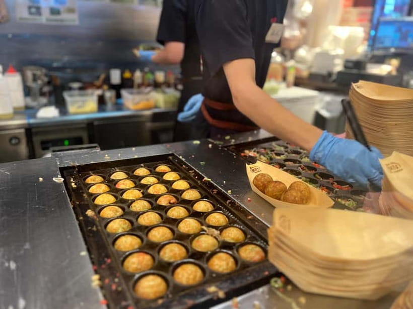 Tokyo: Shinjuku Food Tour (15 Dishes and 4 Eateries) - Kabukicho: the neon finish with food-energy momentum
