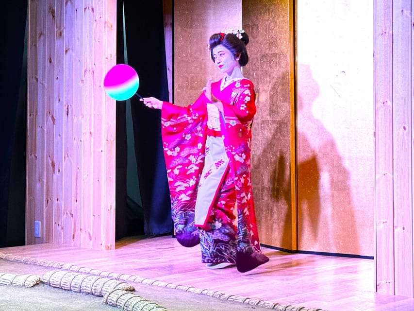 Tokyo: Sumo Show Experience with Chicken Hot Pot and a Photo - Who should book this Tokyo sumo experience?